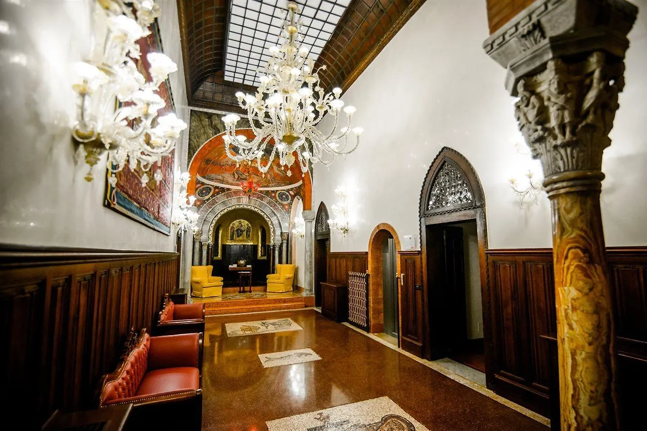 Hotel Palazzo Stern Venice 4*,