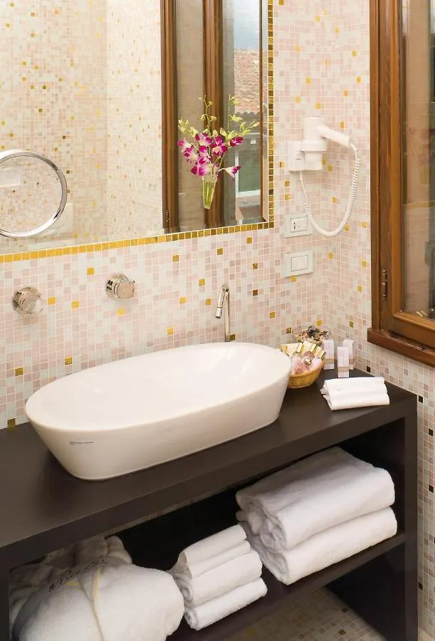 Hotel Palazzo Stern Venice 4*,