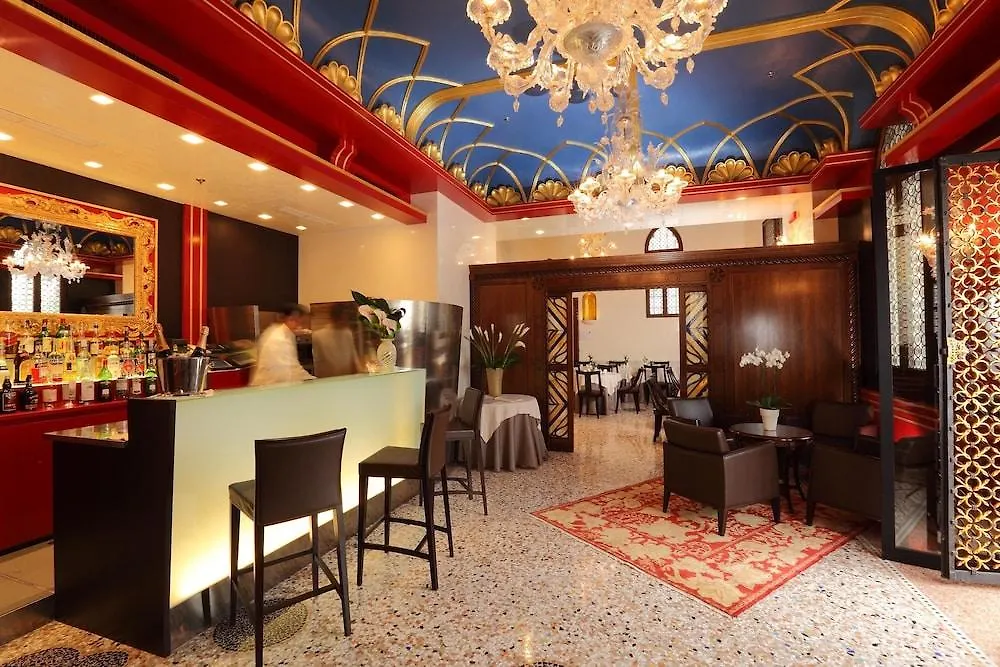 Hotel Palazzo Stern Venice 4*,