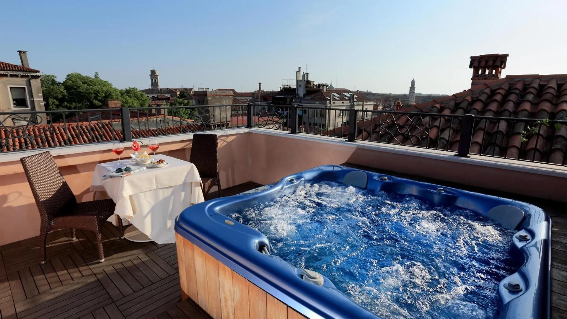 Hotel Palazzo Stern Venice 4*,